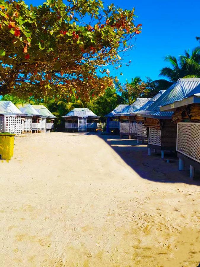 Vacation Beach Fales Ξενοδοχείο Manase Εξωτερικό φωτογραφία